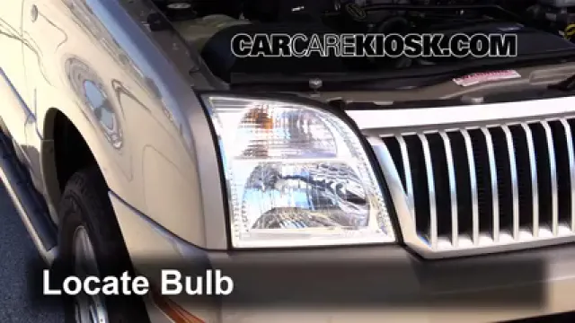 2005 Mercury Mountaineer Premier 4.6L V8 Éclairage Feux de croisement (remplacer l'ampoule)